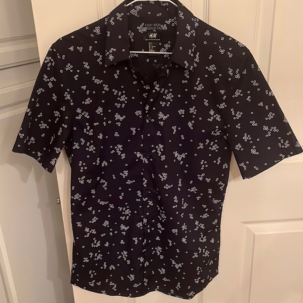 H&M Slim Fit button down